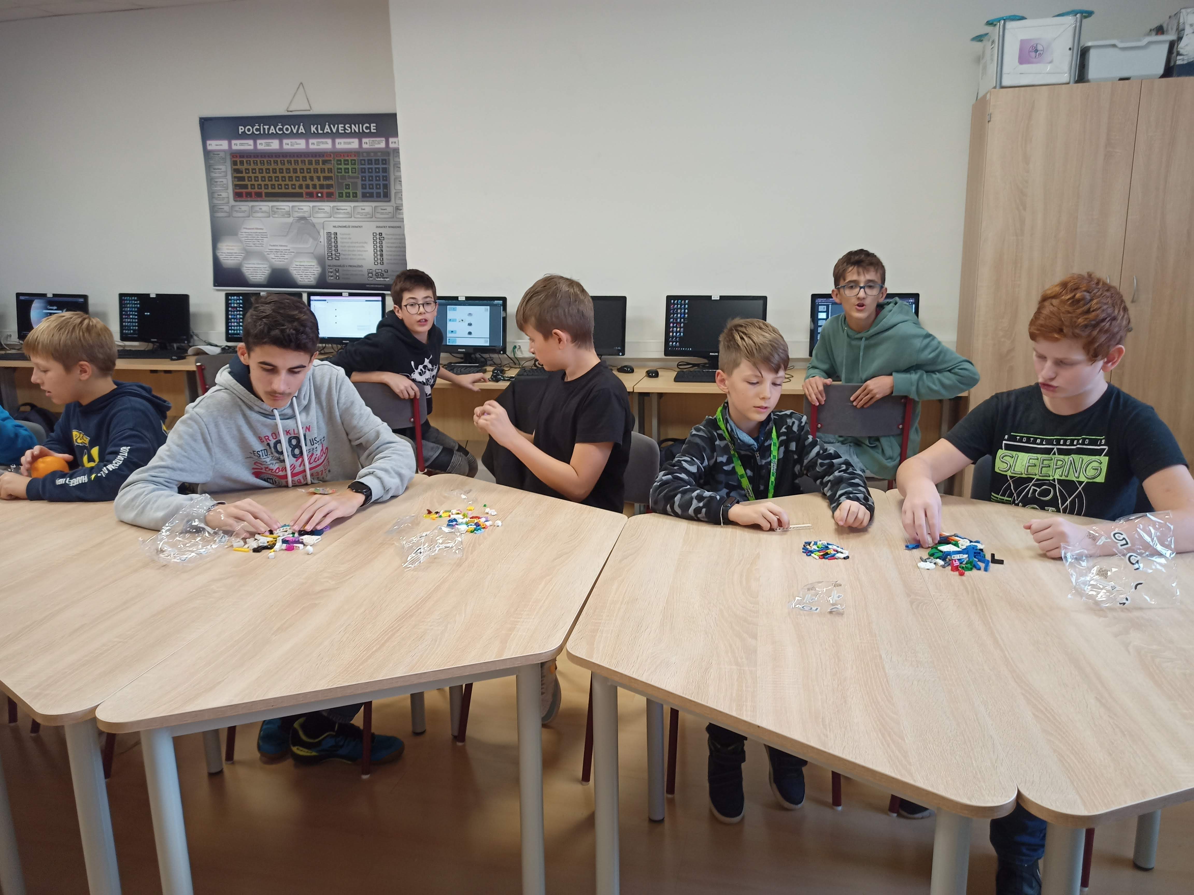 Stavba RobotGame misií